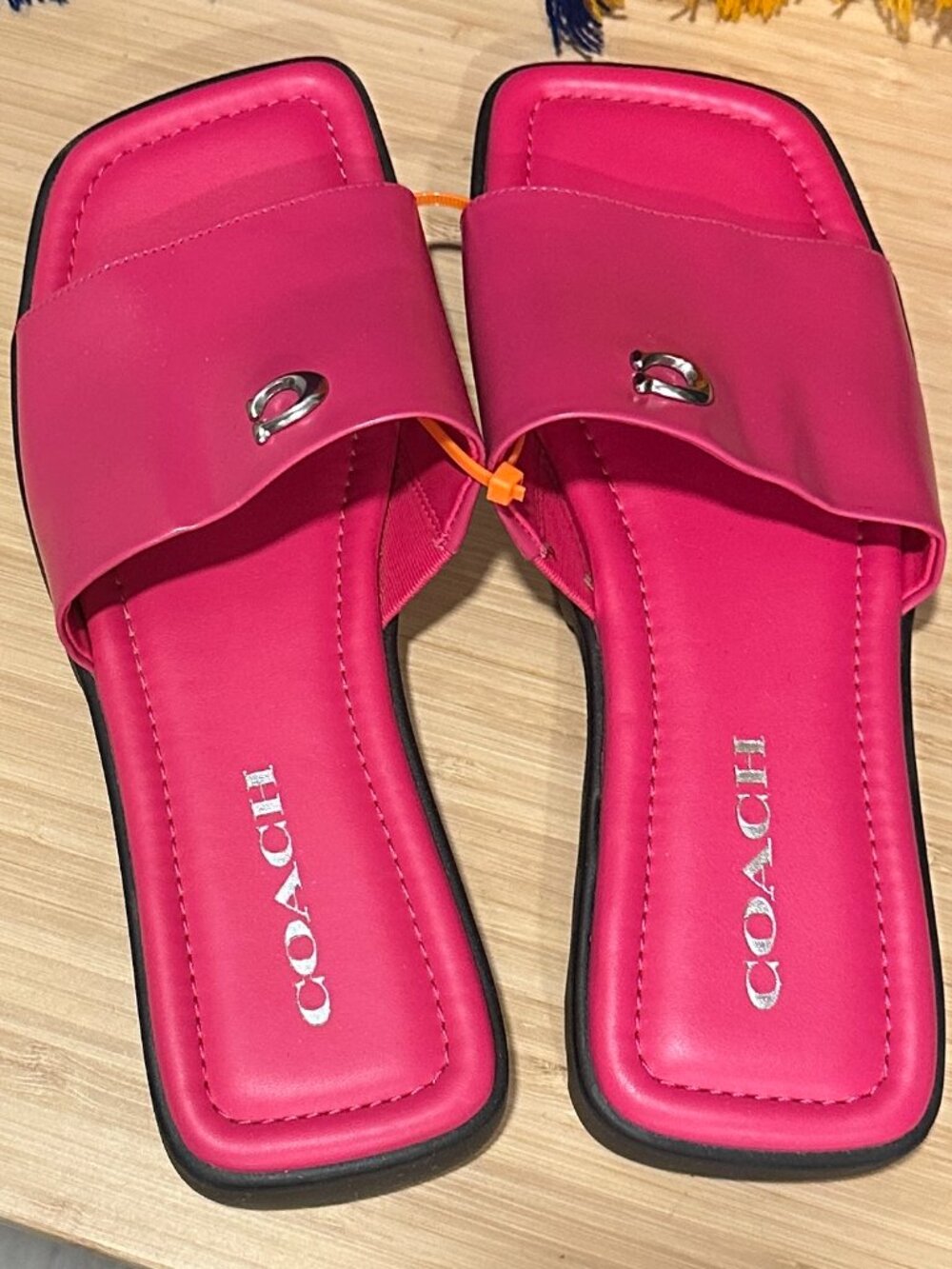 Brand New Coach Florence Slide Sandals in Dragon Fruit Size 7